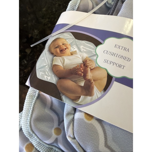 Boppy Changing Clutch NEW Gray Infant Baby Travel Diaper Wipe Case Changing Pad - Picture 2 of 6